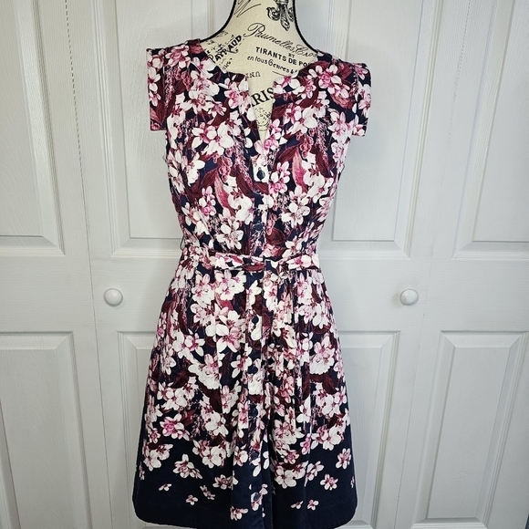 Adrianna Papell Dresses & Skirts - Adrianna Papell Floral Belted Sleeveless Navy Blue Pink Dress Size 8